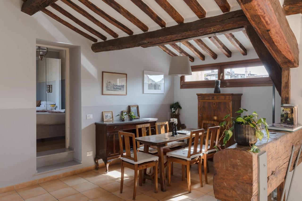 Apartment Amazing Penthouse With Terrace And Rooftop In Trastevere Rom