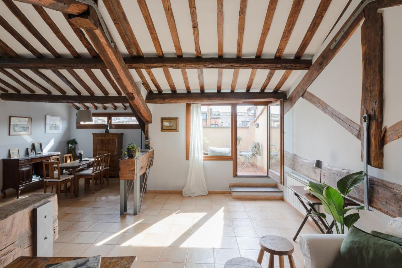 Amazing Penthouse With Terrace And Rooftop In Trastevere * Rom